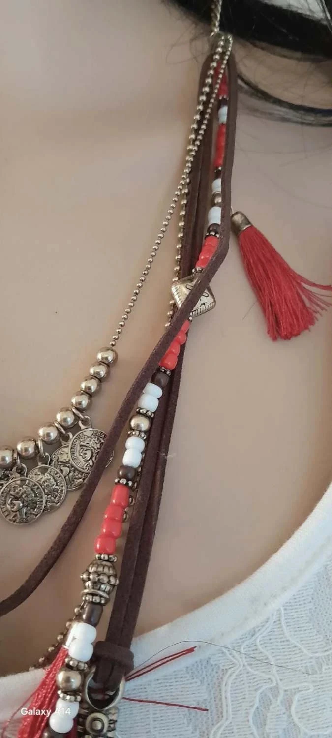 Colar Boêmio, vermelho e dourado envelhecido, com pompons – photo 5